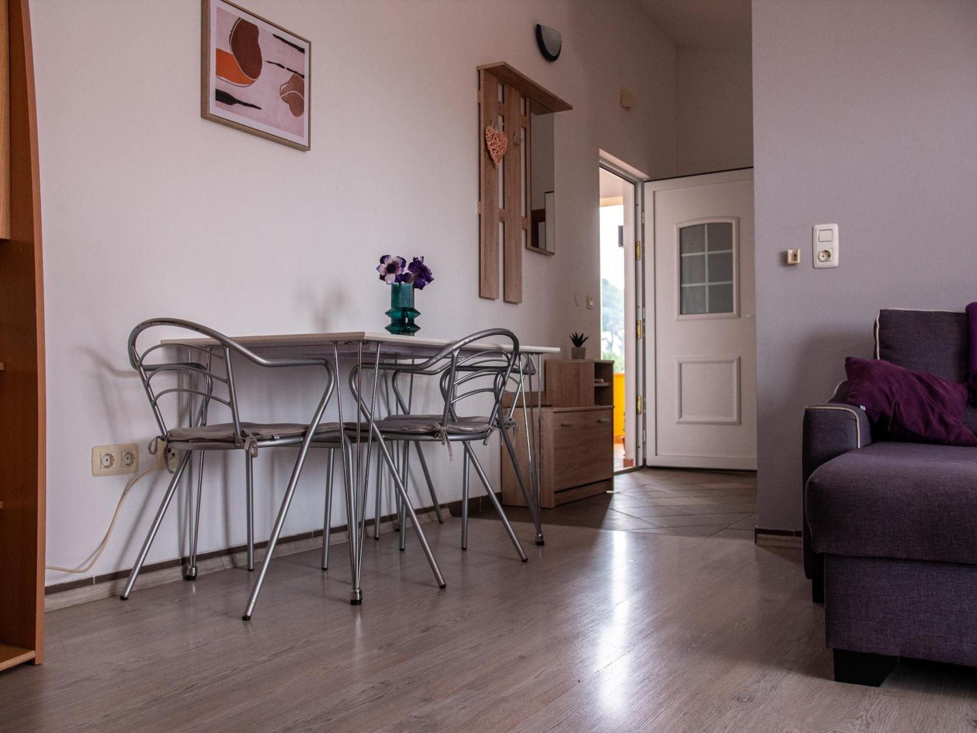 Jacqueline Apartment プーラ エクステリア 写真